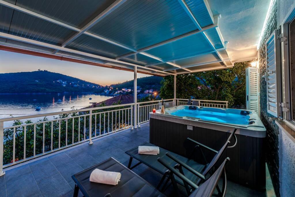 Villa Lora ดูบรอฟนิก ภายนอก รูปภาพ